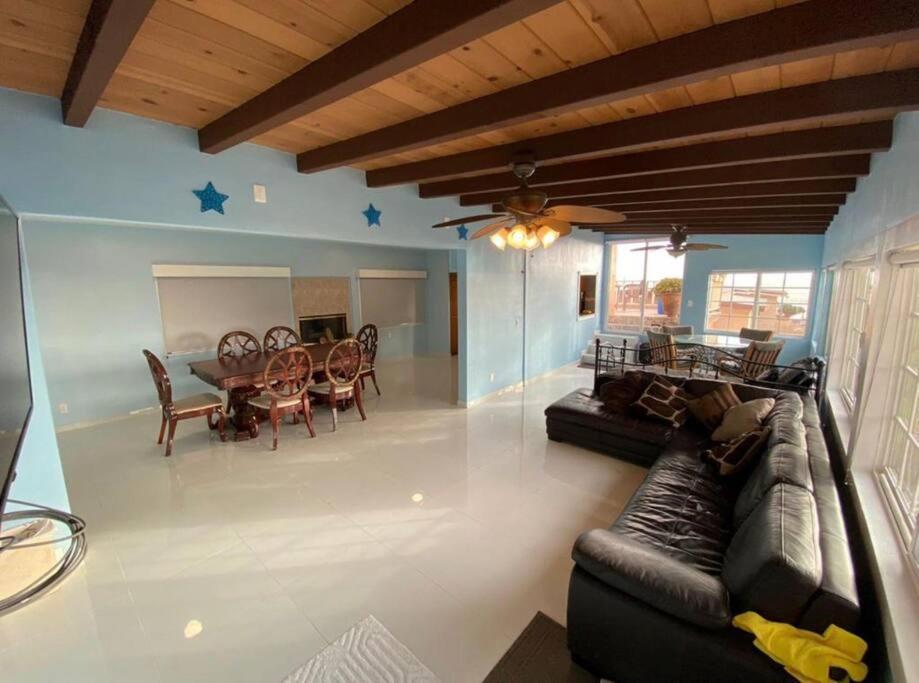 Relaxing Oceanview Vacation Home In ロサリト エクステリア 写真